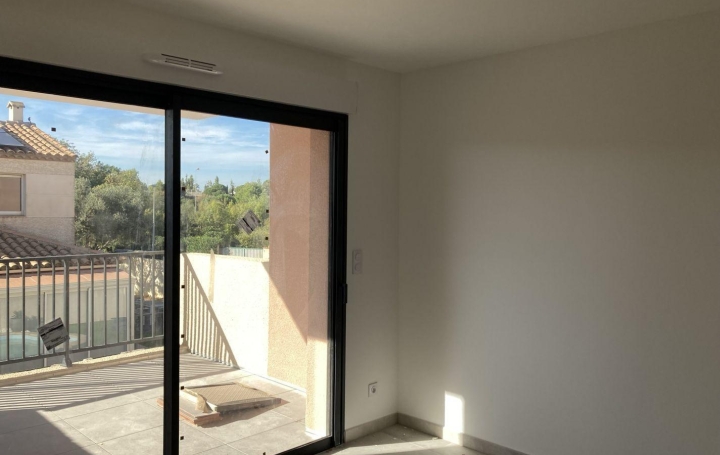 Appartement P3   NARBONNE  73 m2 218 000 € 