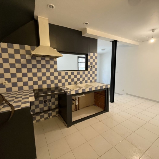  Annonces NARBONNE : Immeuble | NARBONNE (11100) | 135 m2 | 315 000 &euro; 