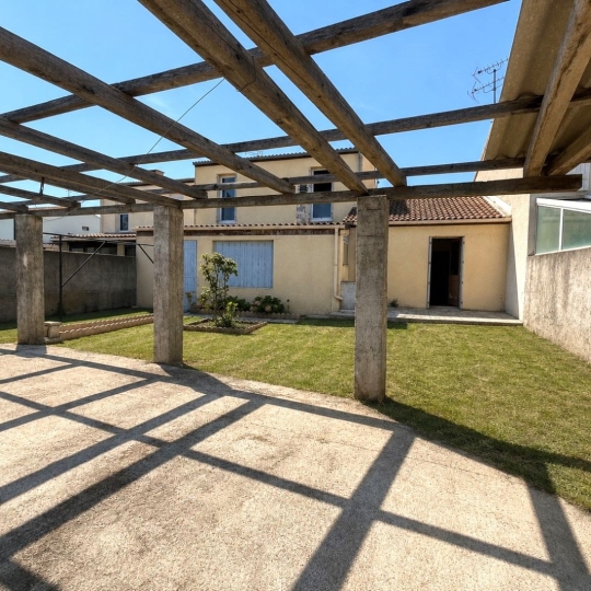 Annonces NARBONNE : Maison / Villa | NARBONNE (11100) | 98.00m2 | 229 000 € 