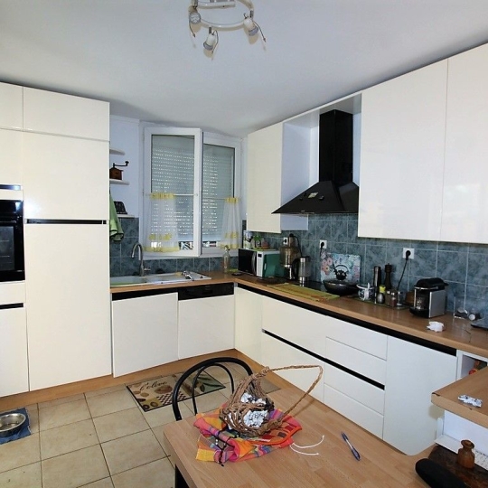  Annonces NARBONNE : Domaines / Propriétés | NARBONNE (11100) | 237 m2 | 648 000 &euro; 