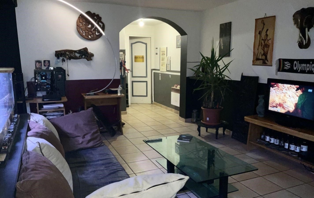 Annonces NARBONNE : Immeuble | SALLELES-D'AUDE (11590) | 130 m2 | 176 550 &euro; 