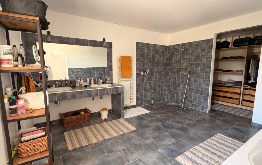 Annonces NARBONNE : Maison / Villa | ARMISSAN (11110) | 305 m2 | 920 000 &euro; 