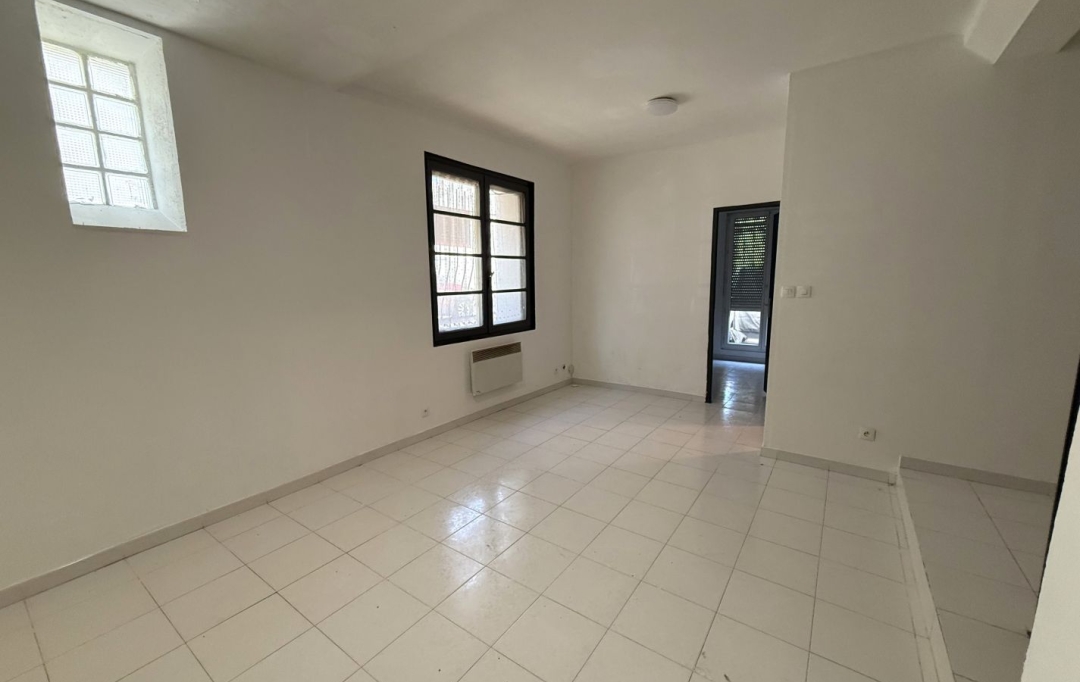 Annonces NARBONNE : Immeuble | NARBONNE (11100) | 135 m2 | 315 000 &euro; 