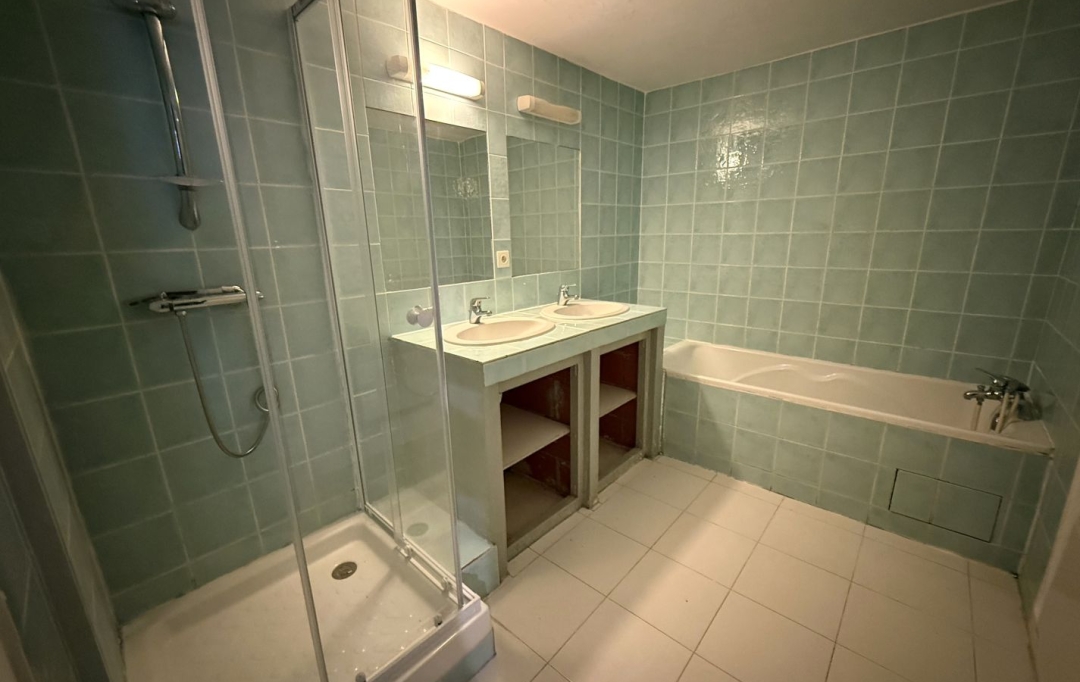 Annonces NARBONNE : Immeuble | NARBONNE (11100) | 135 m2 | 315 000 &euro; 