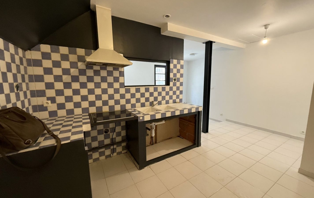 Annonces NARBONNE : Immeuble | NARBONNE (11100) | 135 m2 | 315 000 &euro; 