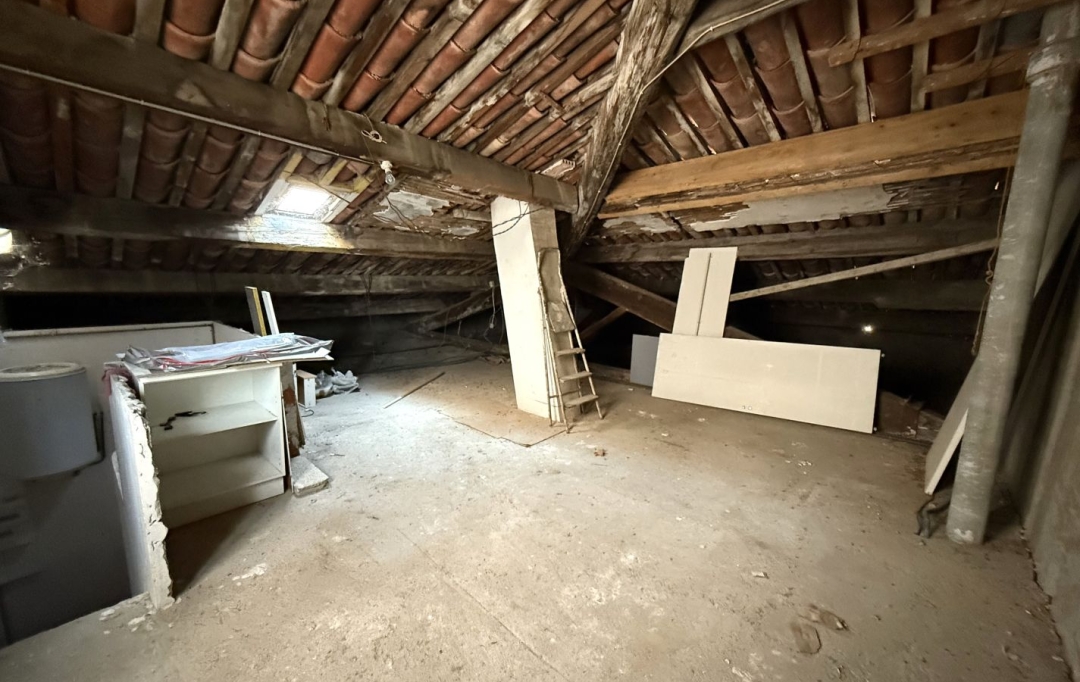 Annonces NARBONNE : Immeuble | NARBONNE (11100) | 135 m2 | 315 000 &euro; 